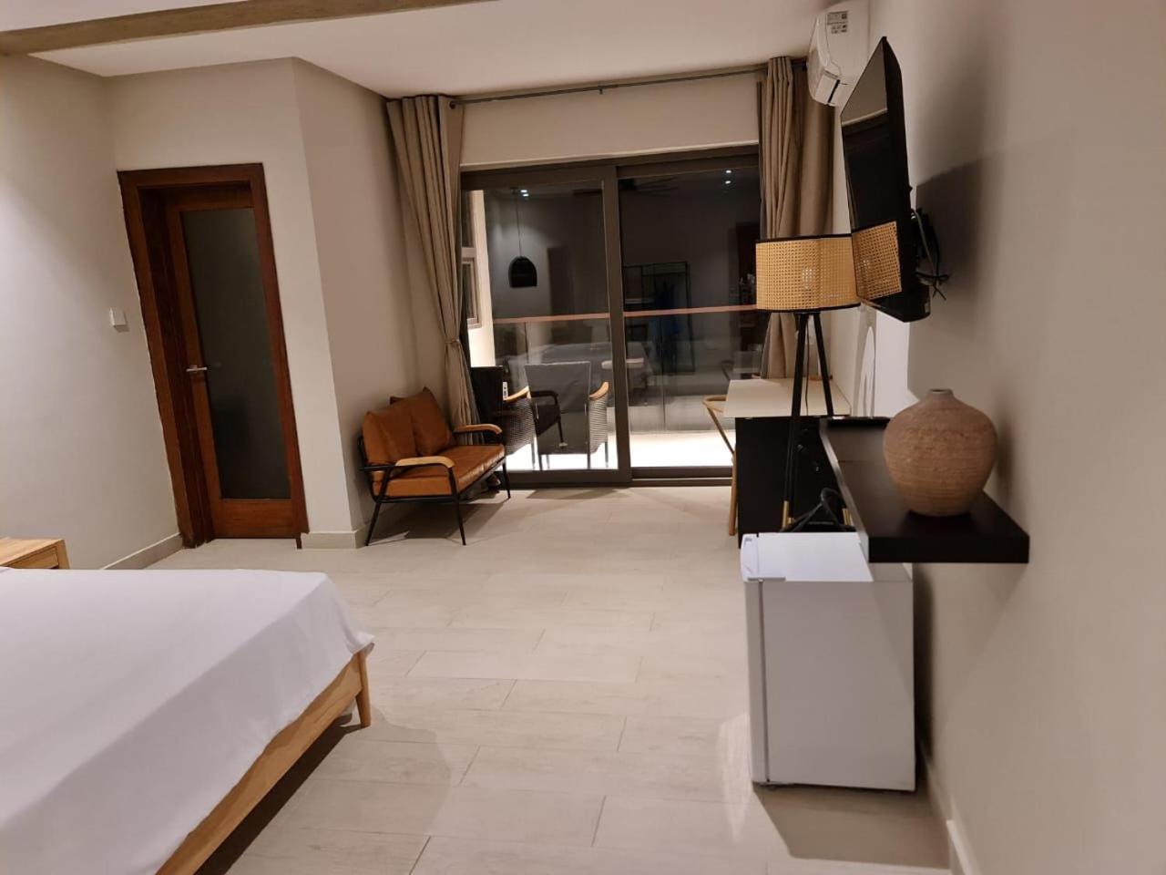 Serenity Terraces Beach, Hotel - Kokrobite المظهر الخارجي الصورة