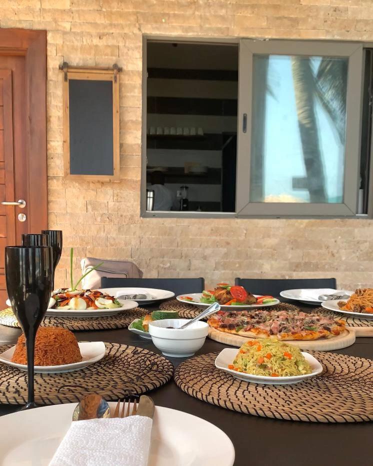 Serenity Terraces Beach, Hotel - Kokrobite المظهر الخارجي الصورة
