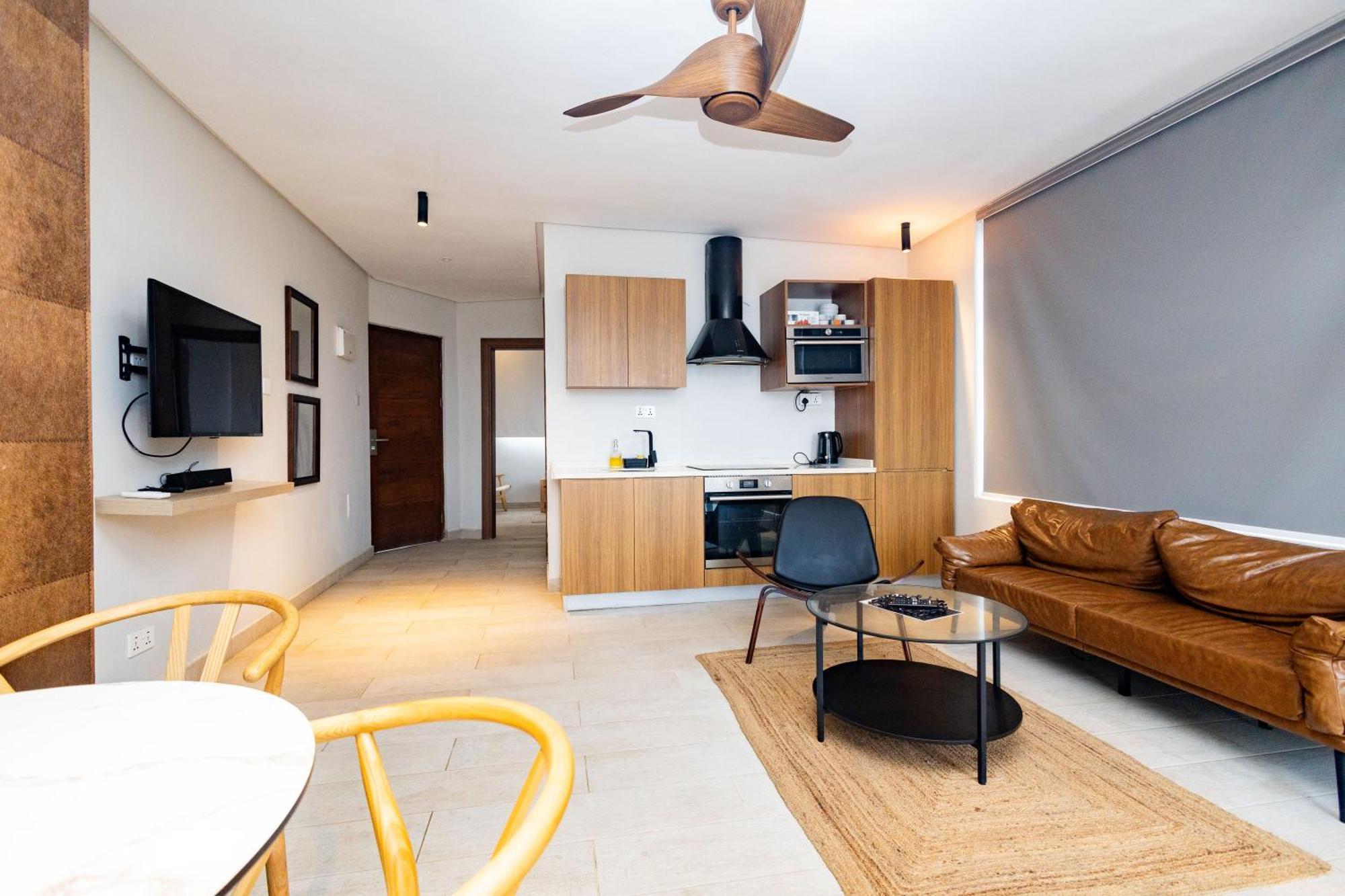 Serenity Terraces Beach, Hotel - Kokrobite المظهر الخارجي الصورة