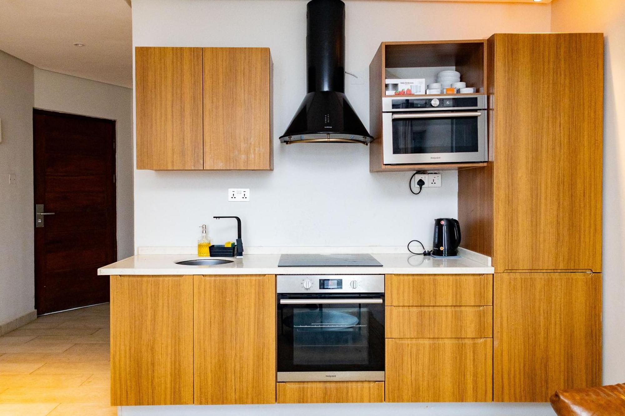 Serenity Terraces Beach, Hotel - Kokrobite المظهر الخارجي الصورة